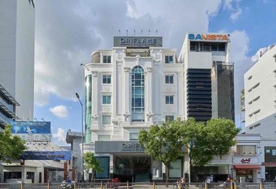 Cho thuê toà nhà MT Nguyễn Văn Trỗi, Phú Nhuận - 1500m2 - 5 tầng 1 hầm