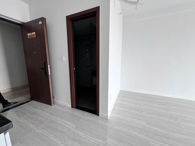 Cho thuê căn hộ làng đại học DT34m2 giá 5,5tr/tháng, nhà mới ở liền