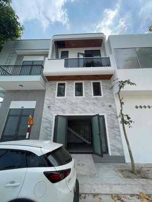 NHÀ PHÙ HỢP CHO VỢ CHỒNG TRẺ RA RIÊNG . NỘI THẤT ĐẸP LẮM
