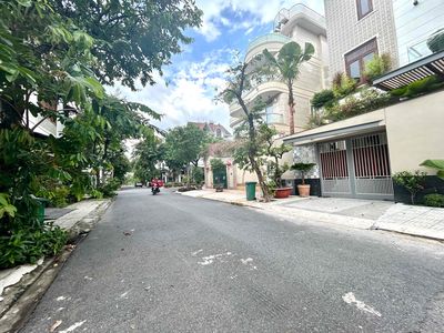 🚨VILLA SÂN VƯỜN HỒ BƠI! FULL NỘI THẤT! NGAY GẦN PHÚ MỸ HƯNG!
