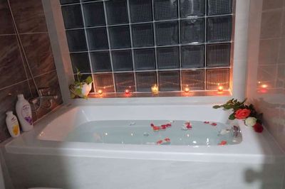 CHO THUÊ căn hộ Q1 full nội thất