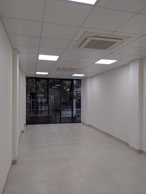 Cho thuê vp nguyễn ngọc nại,dtsd 100m2 - 150m2, giá từ 17tr- 30tr/th
