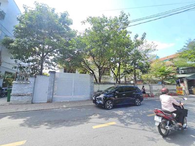 CHO THUÊ BIỆT THỰ THẢO ĐIỀN DTSD 700m2