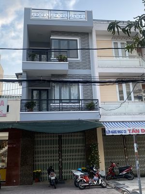 Cho Thuê dải hạn nhà  mặt tiền đường Trương Công Định, Vũng tàu