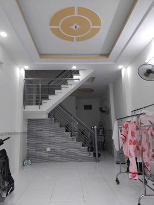 CHO THUÊ NHÀ 4 X 10M TRỆT LẦU 2PN 2VC P.TÂY THẠNH