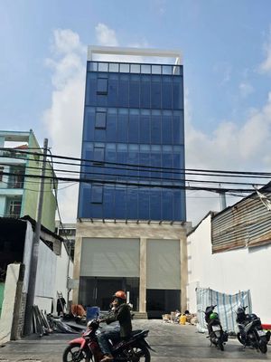 CHO THUÊ TÒA NHÀ MT UNG VĂN KHIÊM, 8.8X40M, HẦM 6 TẦNG, MỚI 100%