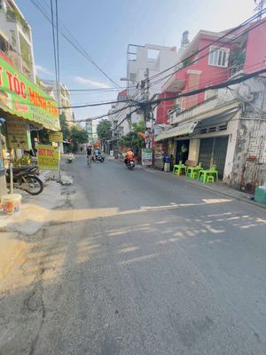 Cho thuê nhà mặt tiền kd buôn bán giá 15tr đường số 12 gò vấp 4 x14 m