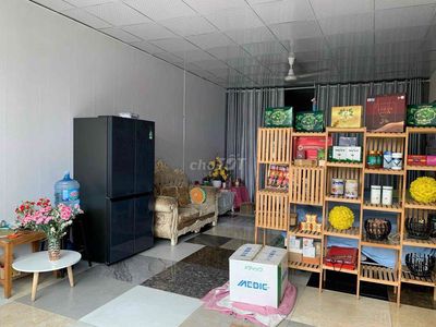 Hot! Q. Tân Phú. Cho thuê nhà lớn, ở vừa kd hay làm kho giá tốt!