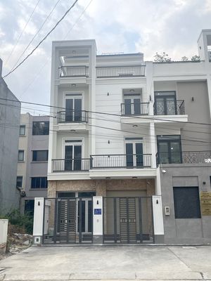 Cho Thuê Nhà 7X20m 4 Lầu Đường Vũ tông Phan-Gía 58tr/tháng