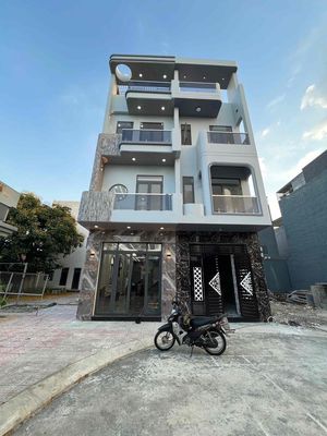 Nhà mới xây liền kề KCN Vsip1 và AEON. QL13. Thuận Giao. thương lượng