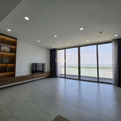 ⭐SKY89 CHO THUÊ GẤP PENTHOUSE 3PN2WC 156m2 GIÁ CHỈ 33 TRIỆU