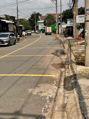cho thuê kho 340m2 mặt tiền đường hà huy giáp q12