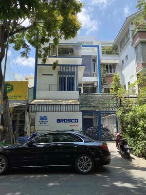 Nguyên Căn 7x18 3 lầu mặt tiền đường 40 tân Quy Đông