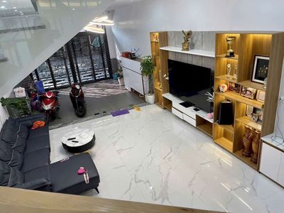 🍁FULL NỘI THẤT 💋💋 Nhà Đẹp ở liền KHU AEO SEN KẾ AEON 5x20m 4 tầng