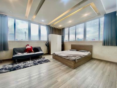 CHO THUÊ CĂN HỘ VIEW KÍNH SIU ĐẸP NẰM SÁT BÊN QUẬN 1