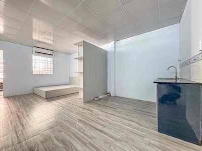 💰CĂN HỘ có NỘI THẤT CƠ BẢN đang trống 30m2 ở Bình Trị Đông