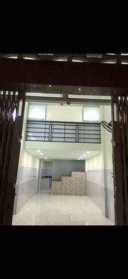 Nhà ở mặt tiền Nguyễn Tiểu La, 4 phòng ngủ