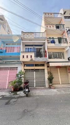 CHO THUÊ NHÀ PHÙ HỢP MỞ TIỆM KD Lạc Long Quân 4x10m 10tr999