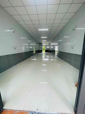 Nhà mới 99% trống suốt KDC Hưng Phú 1