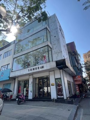 Thuê nguyên căn mặt tiền-Ưu tiên Công Ty hoặc Showroom