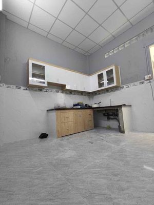 20 triệu  Mặt tiền đường Lê Văn Quới quận Bình Tân gần ngã tư bốn xã