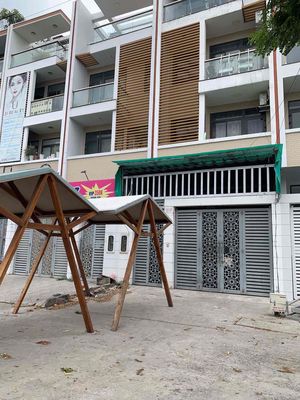 sang nhượng mặt bằng