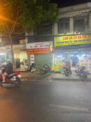nhà mặt tiền q8