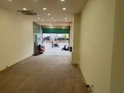 Chợ Nguyễn Xí ! Mặt Tiền Chợ Nguyễn Xí Ngang 4x22m Gần Phạm Văn Đồng