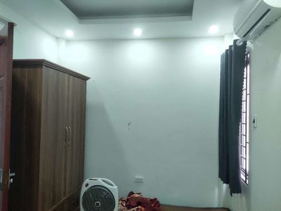 Còn một phòng vào ở ngay cần Đại học Đại Nam, điện lực