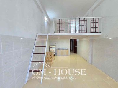 Chính chủ cho thuê căn gác cao 2m 45m2 ban công - máy giặt riêng 5tr