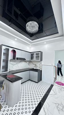 NHÀ MỚI 100% CHƯA SỬ DỤNG 