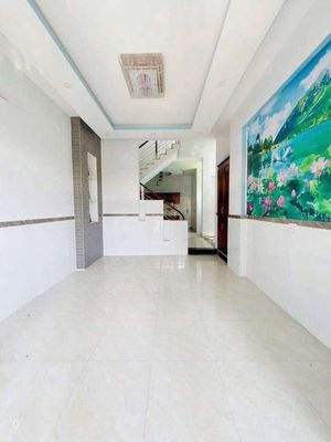 nhà 1 trệt 2 lầu hẻm Bình Thành BHH B bình tân