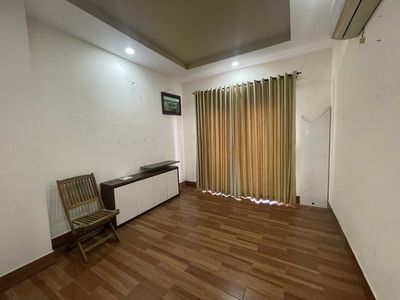 Nhà Melosa 6x22m2, view công viên sông, nội thất cơ bản, 4pn4wc, có BV