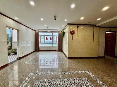 Chính chủ cho thuê 3PN 2WC 124m2 Căn hộ Hoàng Anh Gold House
