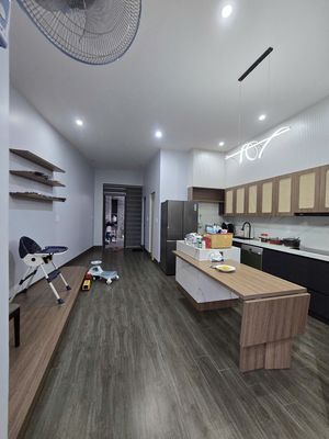 2 tầng 3 phòng ngủ có hồ bơi full nội thất gần BV 600 giường giá 22tr