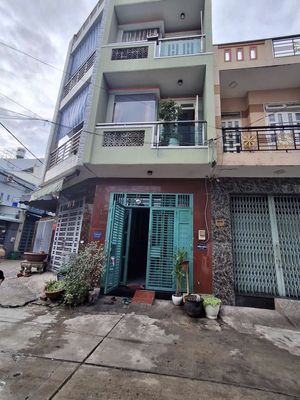 Cho thuê nhà quận Bình Tân hẻm xe hơi 6m, nhà mới, gần trường, chợ, bv