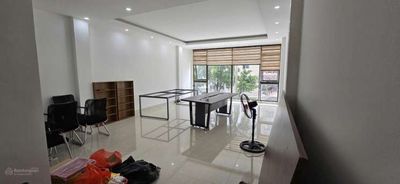 chính chủ cho thuê mặt bằng làm văn phòng 
