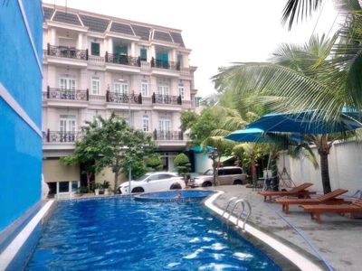 Cho Thuê Nhà Phố Điền Thuận TX 13 DT 240m2 1Trệt 3Lầu 4Pn 5Wc