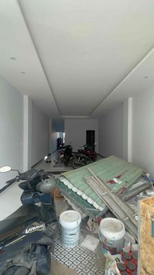 Cho thuê Vp/MBKD mới 100% 5 tầng sẵn thang máy,p.Trường Thọ giá 50tr