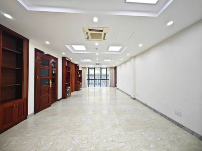 Cho thuê sàn văn phòng Thái Hà 75m2 14tr thoáng trước sau mặt tiền 5m