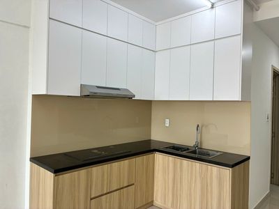 Cho thuê 2PN-2WC,67m2, giá 5.8 triệu,vào ở ngay, có ban công riêng