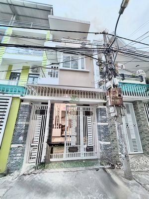 CHO THUÊ NHÀ 3 PHÒNG NGỦ BÀN CỜ PHƯỚC LONG GIÁ 15 TRIỆU/THÁNG