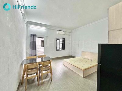 HIẾM CÓ 1PN BAN CÔNG MÁY GIẶT RIÊNG 45m2 FULL TIỆN NGHI NGAY TRƯỜNG SA