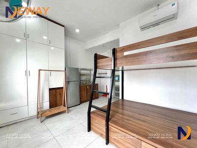 SIÊU PHẨM BAN CÔNG , GIƯỜNG TẦNG, SẴN NỘI THẤT CƠ BẢN GẦN VHU