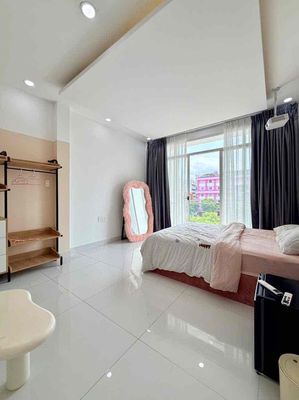 TRỐNG CĂN STUDIO BAN CÔNG RỘNG 40M2 SAU VẠN HẠNH MALL TRUNG TÂM Q10