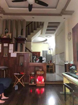 Cho thuê nhà 1 trệt 2 lầu hxh đường số 14 - Phước Bình