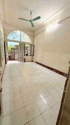 Cho thuê nhà ngõ 243 Minh Khai, 60m2 - 5 ngủ - giá 12 triệu.