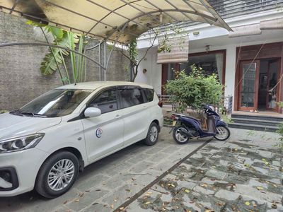 cho thuê nhà sân vườn Âu cơ Tây hồ