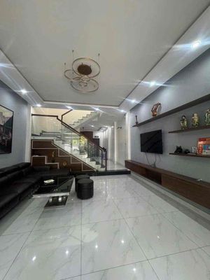 cho thuê nhà mặt tiền lê văn thịnh sát biển nguyễn tất thành