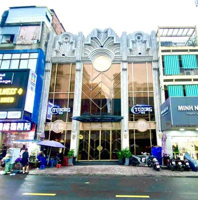 🔥 Cho Thuê MBkD 1300m2 NGAY Gần Chợ Bến Thành (Cổng Bắc)